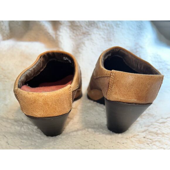 Twisted X Heeled Mules - size 8 - Picture 6 of 8